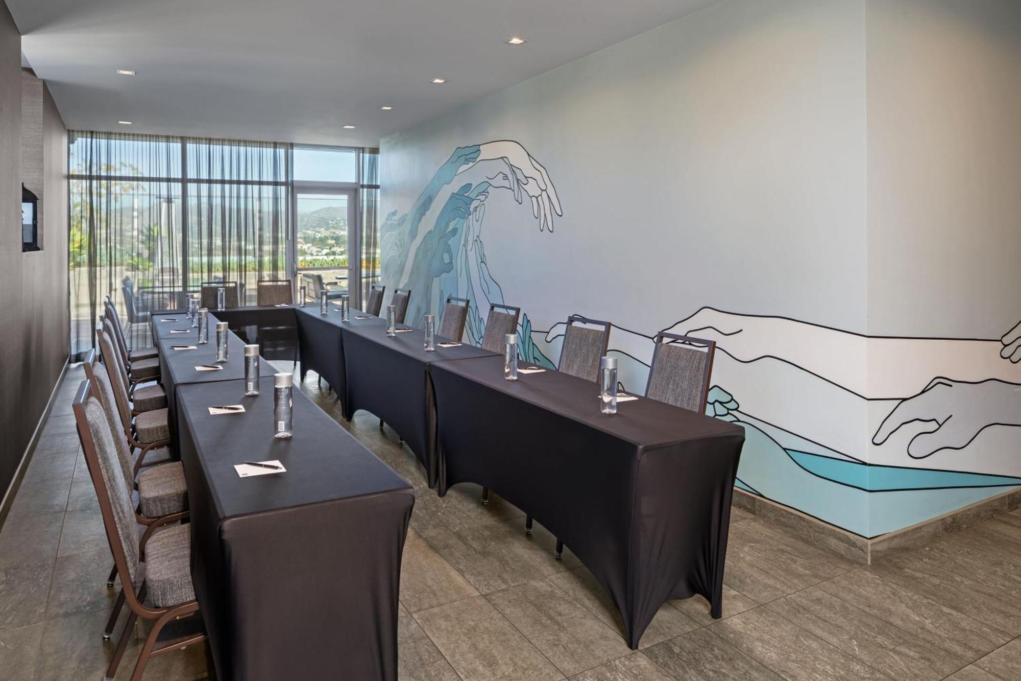 Ac By Marriott Beverly Hills Hotel 4*
