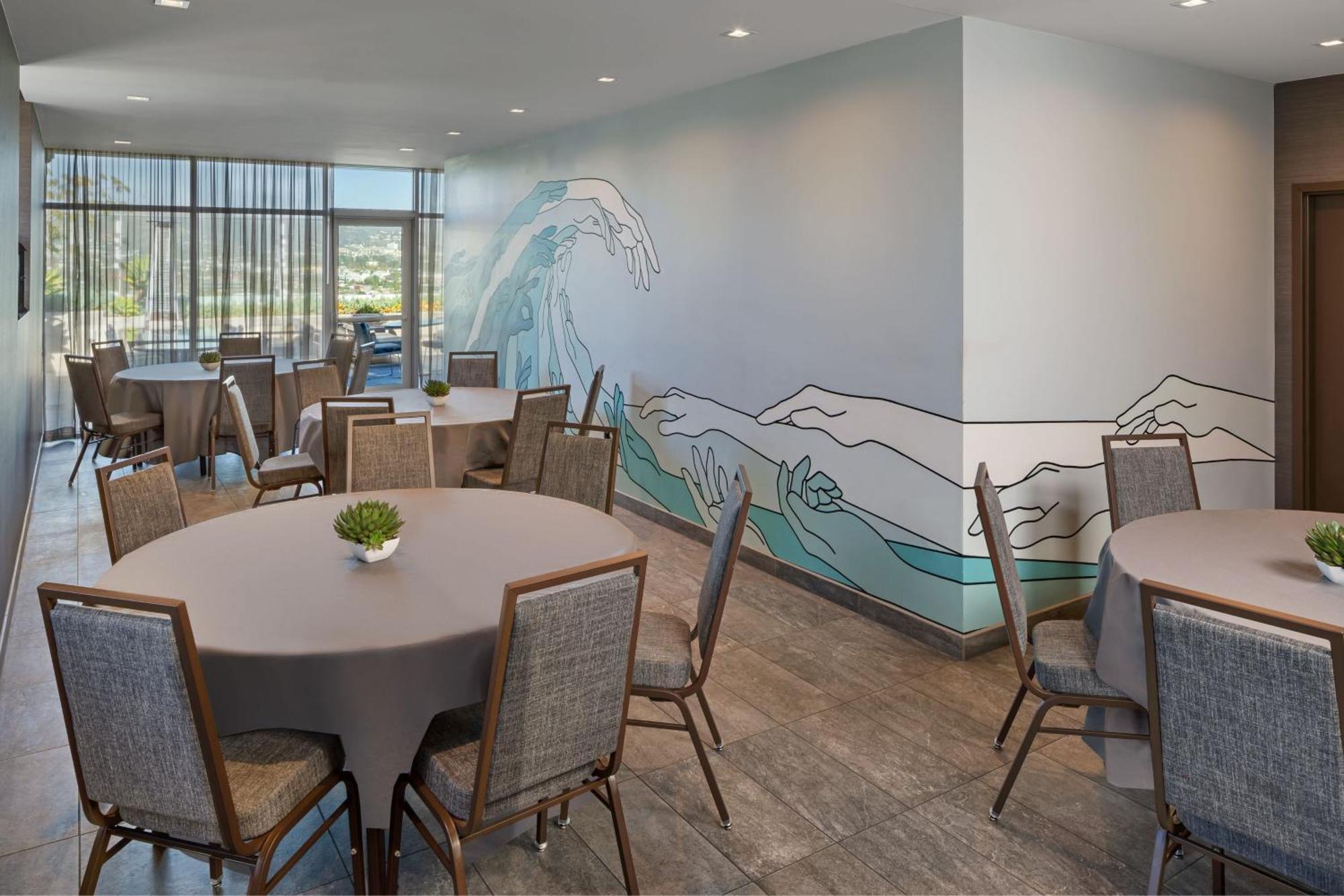 Ac By Marriott Beverly Hills Hotel 4*