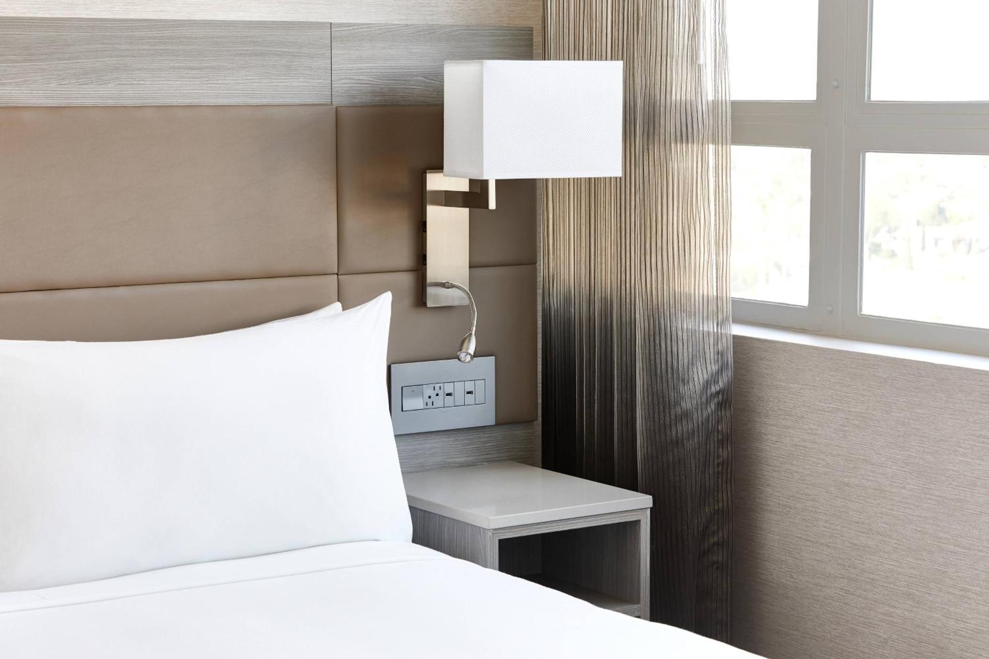 Ac By Marriott Beverly Hills Los Angeles