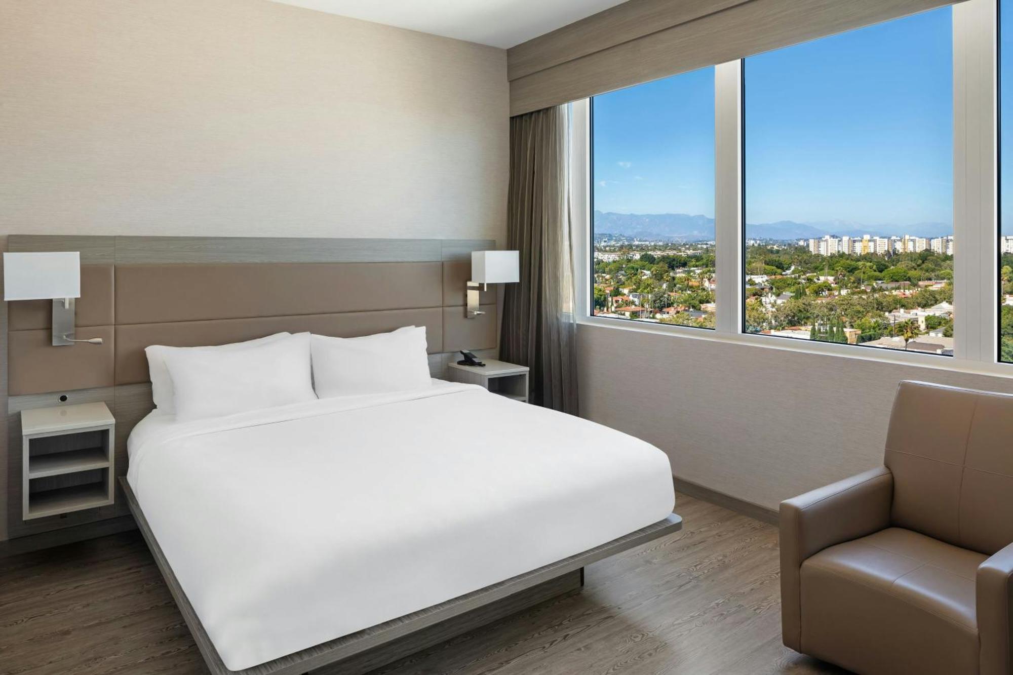 Ac By Marriott Beverly Hills Hotel 4*